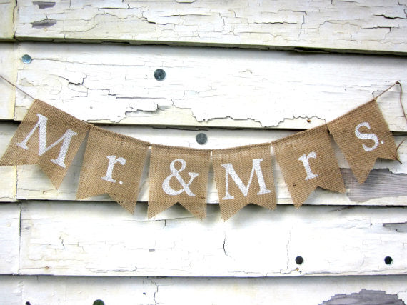 Mr & Mrs Banner, Mr and Mrs Bunting, Wedding Banner, Wedding Photo Prop, Love Banners, Rustic Wedding, Wedding Bunting