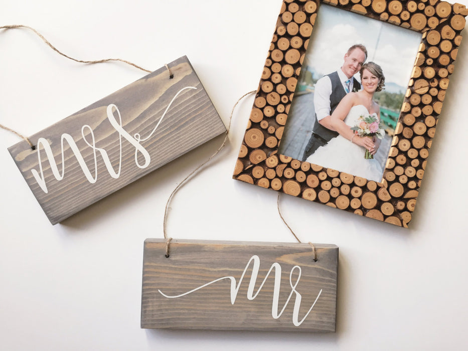 Mr & Mrs Hanging Chair Signs | Wedding Chair Signs | Mr and Mrs Signs | Small Wedding Sign | Rustic Wedding | Mrs Sign | Bridal Shower