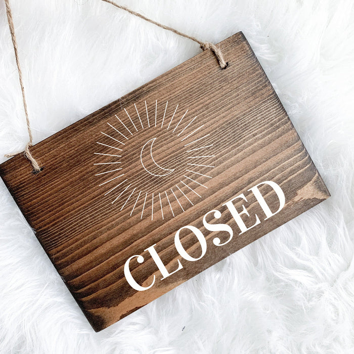 Mystic Open & Closed Sign