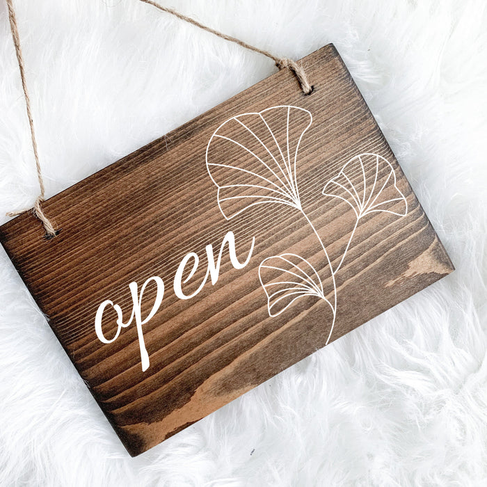 Reversible Open & Closed Sign